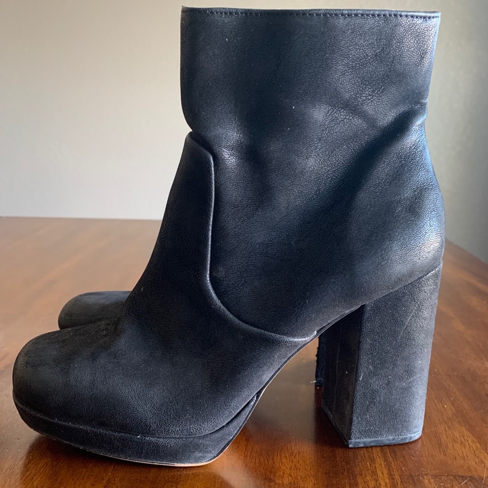 Mix no 6 women’s ocuma boots size 8.5 black zip up chunky heel